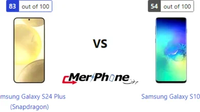 صورة توضح الكتيبات المرفقة مع Samsung Galaxy S24 Plus (Snapdragon) و Samsung Galaxy S10