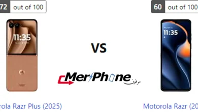 مقارنة ترتيب الأيقونات في Motorola Razr Plus (2025) و Motorola Razr (2025)